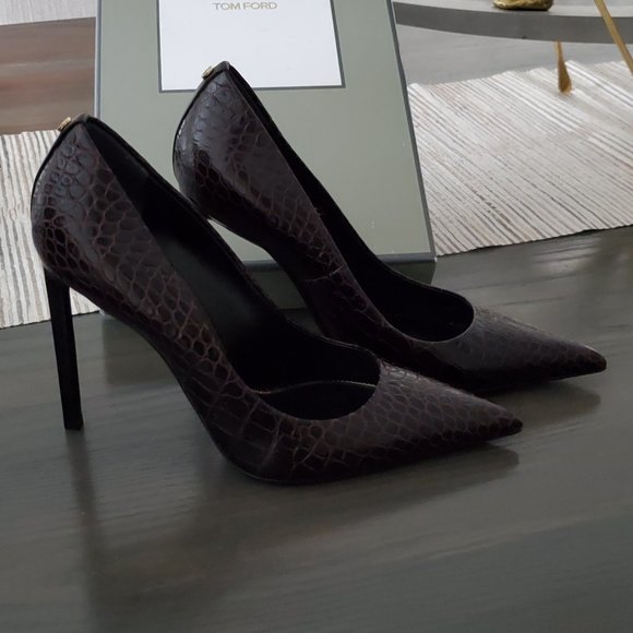 Tom Ford Brown Croc Embossed Pump (new!) - Picture 2 of 4